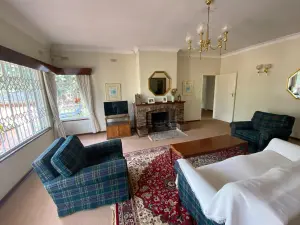 4 Bedroom House to Rent in Highlands