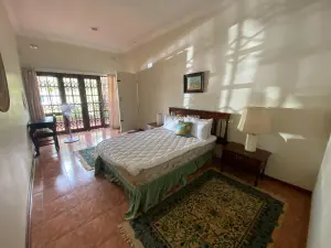 4 Bedroom House to Rent in Highlands