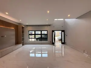 Flat/Apartment to Rent in Mount Pleasant