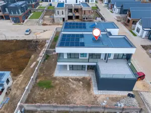 Townhouse/Cluster for Sale