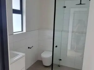 Flat/Apartment to Rent in Borrowdale West