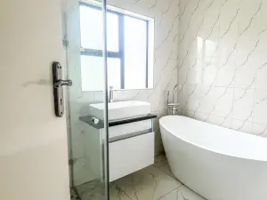 3 Bedroom House to Rent in Milton Park