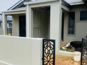 Townhouse/Cluster to Rent in Mount Pleasant