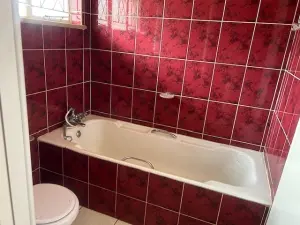 Flat/Apartment to Rent in Avondale