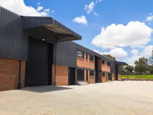 Warehouse/Industrial to Rent in Hatfield