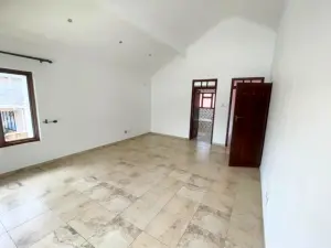 5 Bedroom House to Rent in Borrowdale Brooke