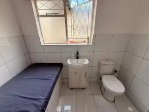 Office to Rent in Alexandra Park