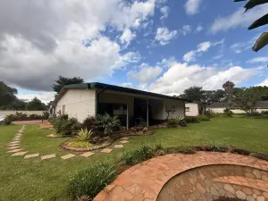 Office to Rent in Alexandra Park