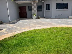 Flat/Apartment to Rent in Hogerty Hill