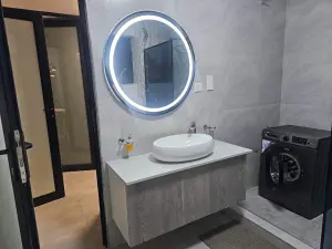 Flat/Apartment to Rent in Borrowdale West