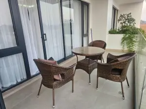 Flat/Apartment to Rent in Borrowdale West