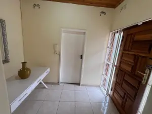 5 Bedroom House to Rent in Upper Hillside