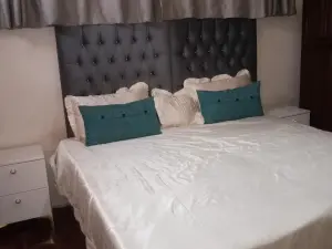 4 Bedroom House to Rent in Greendale