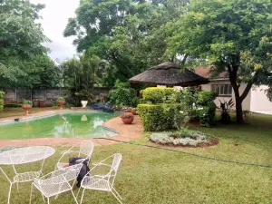 4 Bedroom House to Rent in Greendale