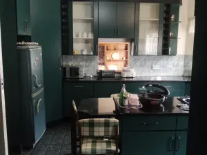 4 Bedroom House to Rent in Greendale