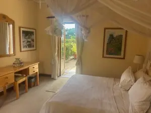 4 Bedroom House to Rent in Alexandra Park