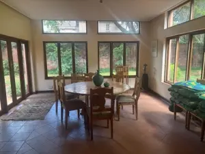 4 Bedroom House to Rent in Alexandra Park