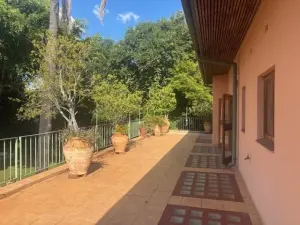 4 Bedroom House to Rent in Alexandra Park