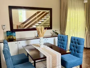 2 Bedroom Cottage/Garden Flat to Rent in Kensington