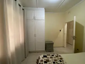 4 Bedroom House to Rent in Upper Hillside