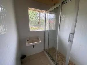 4 Bedroom House to Rent in Upper Hillside