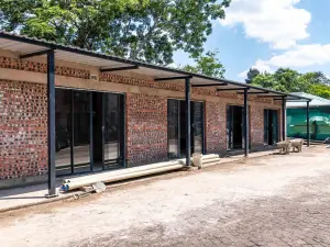 Retail/Shop to Rent in Lewisam