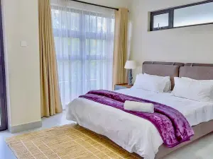 Townhouse/Cluster to Rent in Greendale