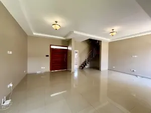 Townhouse/Cluster to Rent in Strathaven