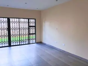 6 Bedroom House to Rent in Newlands