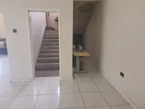 4 Bedroom House to Rent in Highlands