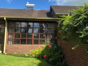 Flat/Apartment to Rent in Glen Lorne