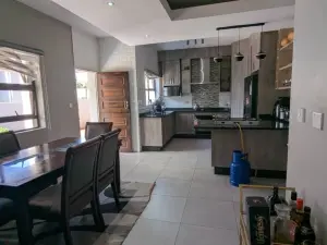 3 Bedroom House to Rent in Mandara