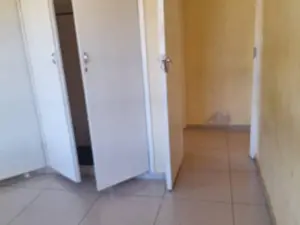 3 Bedroom Cottage/Garden Flat to Rent in Avondale