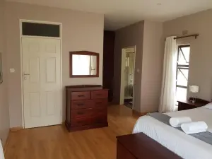 3 Bedroom House to Rent in Shawasha Hills