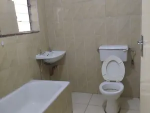 Flat/Apartment to Rent in Avenues