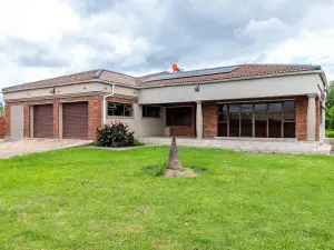 4 Bedroom House to Rent in Pomona