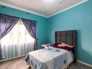 4 Bedroom House to Rent in Pomona