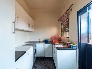 4 Bedroom House to Rent in Pomona