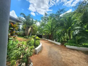 4 Bedroom House to Rent in Helensvale