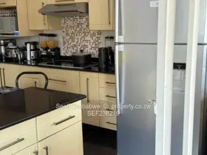 4 Bedroom House to Rent in Upper Hillside