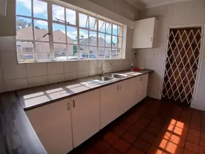 Townhouse/Cluster to Rent in Avondale