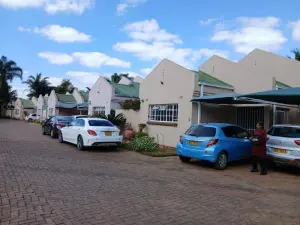 Townhouse/Cluster to Rent in Avondale