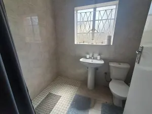 Flat/Apartment to Rent in Avenues