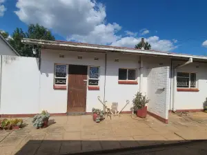 Flat/Apartment to Rent in Mabelreign