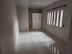 3 Bedroom Cottage/Garden Flat to Rent in Mount Pleasant Heights