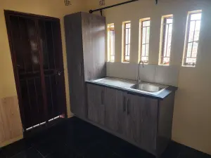 3 Bedroom Cottage/Garden Flat to Rent in Mount Pleasant Heights