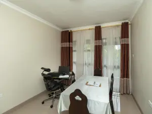 3 Bedroom Cottage/Garden Flat to Rent in Marlborough