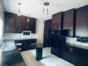 4 Bedroom House to Rent in Mandara