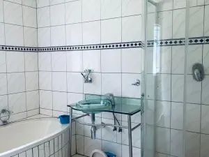 4 Bedroom House to Rent in Mandara