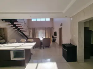 Flat/Apartment to Rent